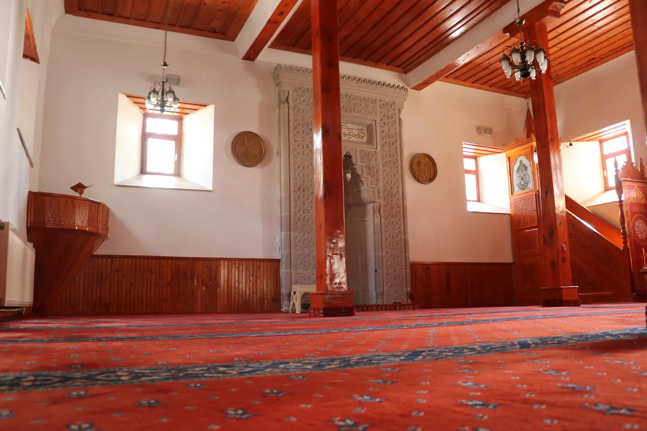 1742’den günümüze… Mahalleye adını verdi, zincirleriyle dikkat çekiyor
