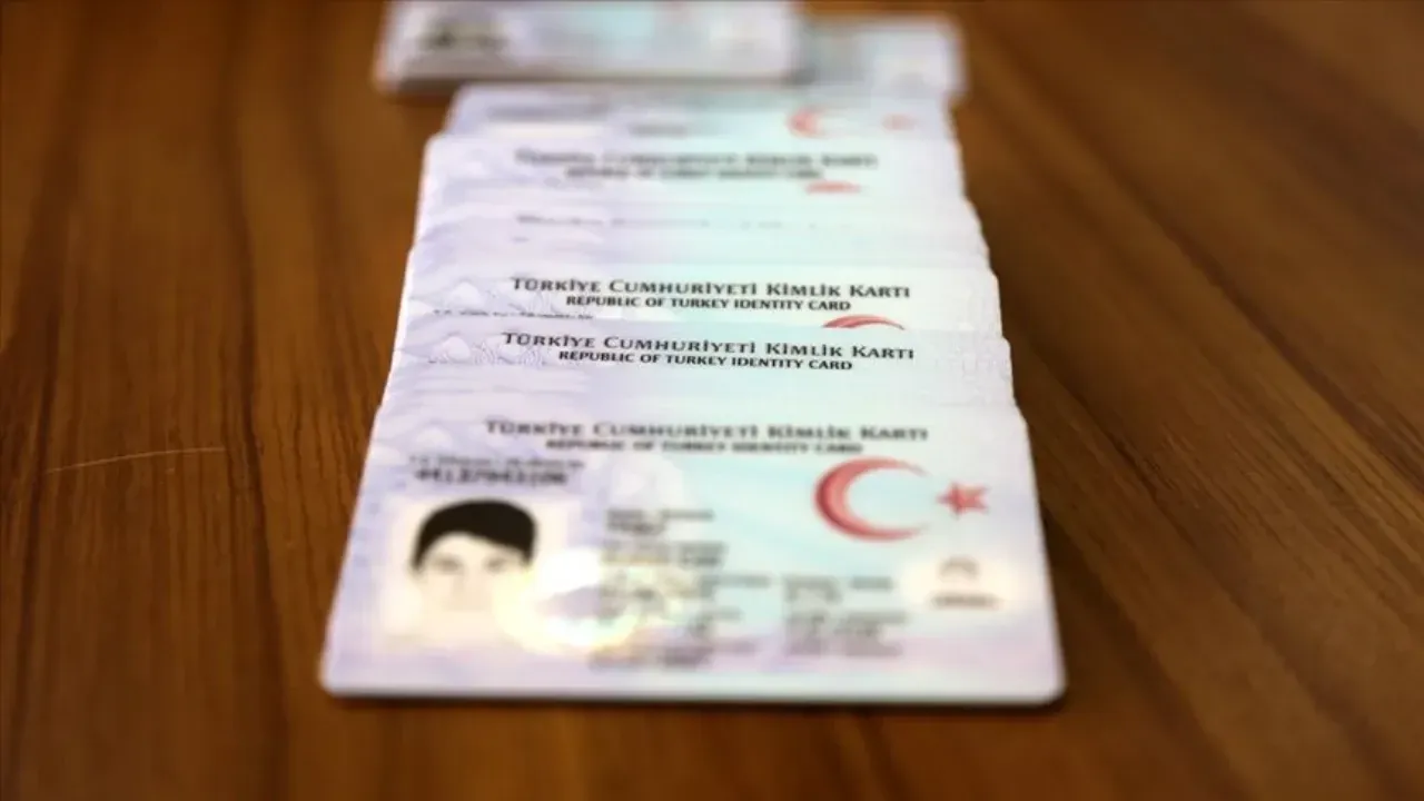 Eski kimlikle LGSye girilir mi? Kimlikte fotoğraf olması zorunlu mu?