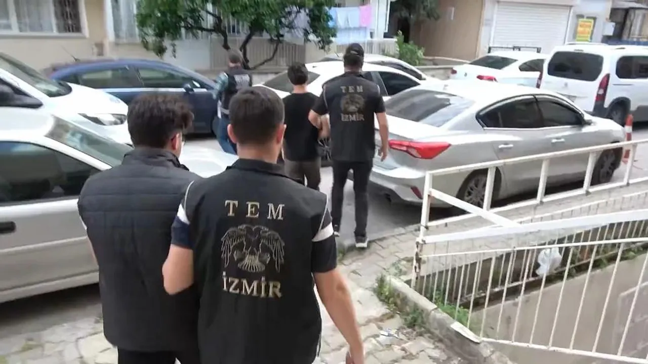 FETÖ'nün eğitim yapılanmasına operasyon! Hücre evleri deşifre edildi, 41 kişi tutuklandı