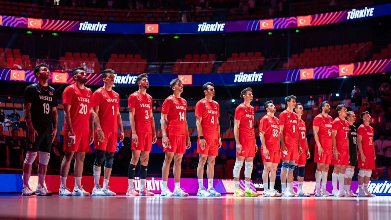 Türkiye-Fransa voleybol maçı hangi kanalda, canlı yayın saat kaçta? Filenin Efeleri FIVB Milletler Ligi (VNL) ikinci mücadelesinde!