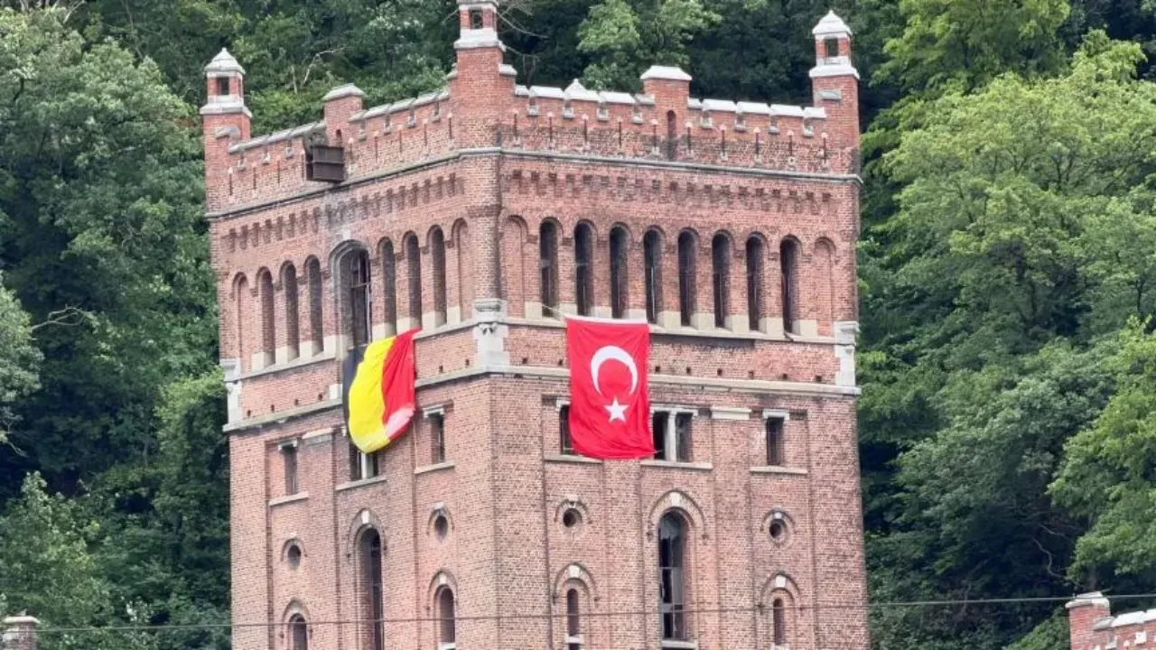 SEMBOL OLDU