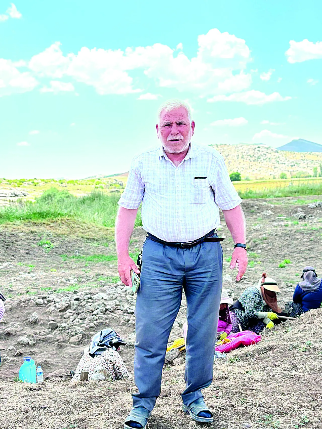 Çayönü Höyüğü’nün simge ismi Abbas Yorulmaz’ın yarım asra yaklaşan sadakat hikâyesi ezber bozuyor.
