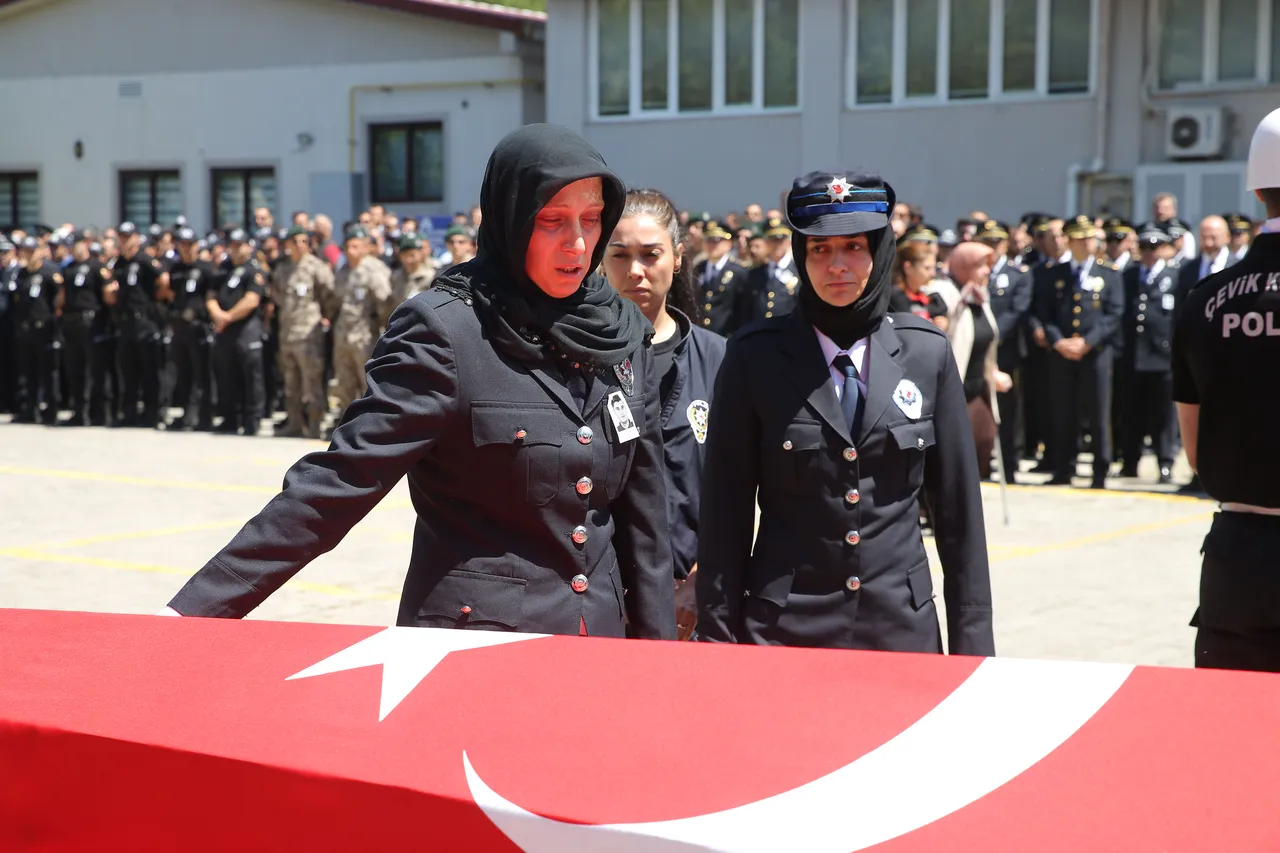 17 gün önce baba olmuş! Şehit polis Tayfun Baş’ın eşinden yürek yakan sözler: Aslan kocam, cennete gidiyorsun