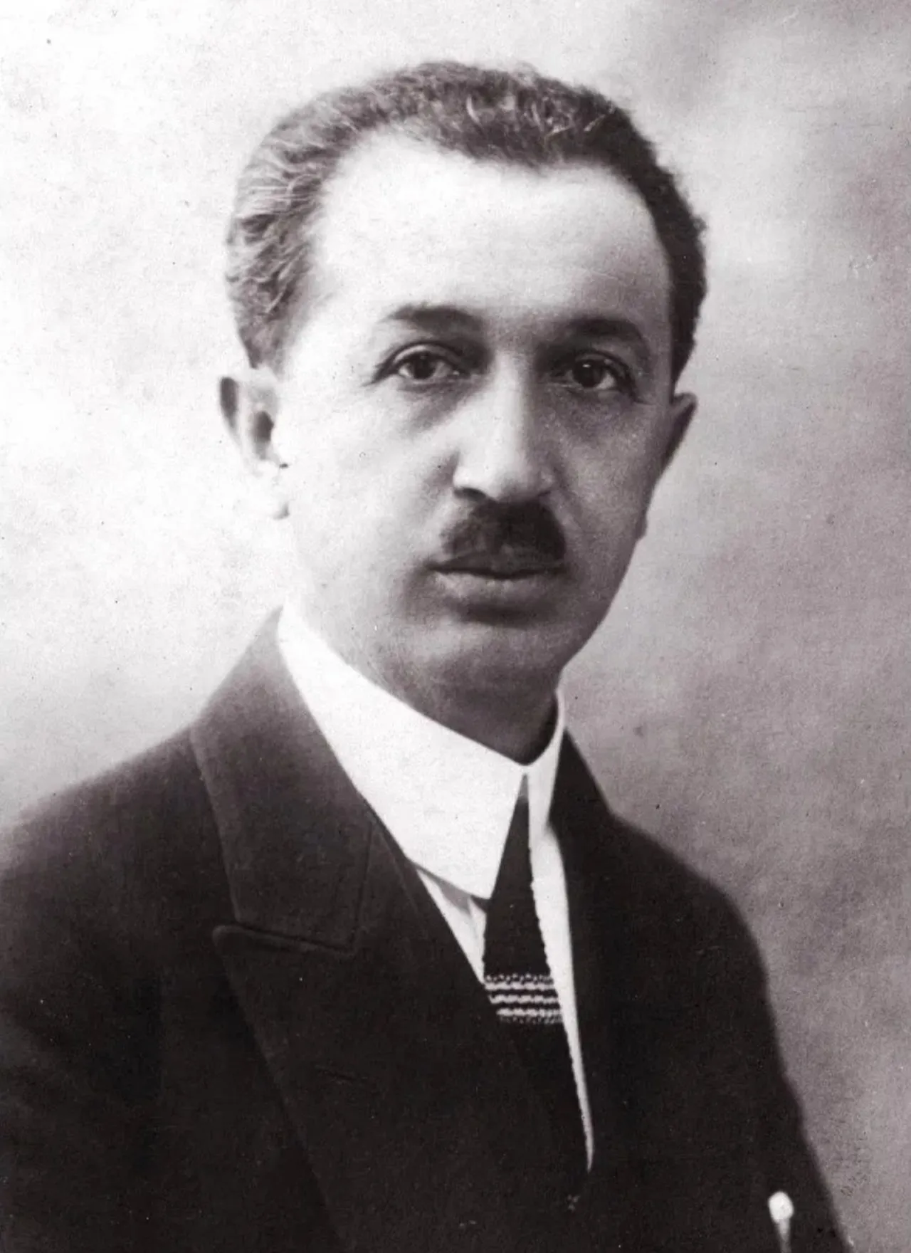 Saffet Arıkan