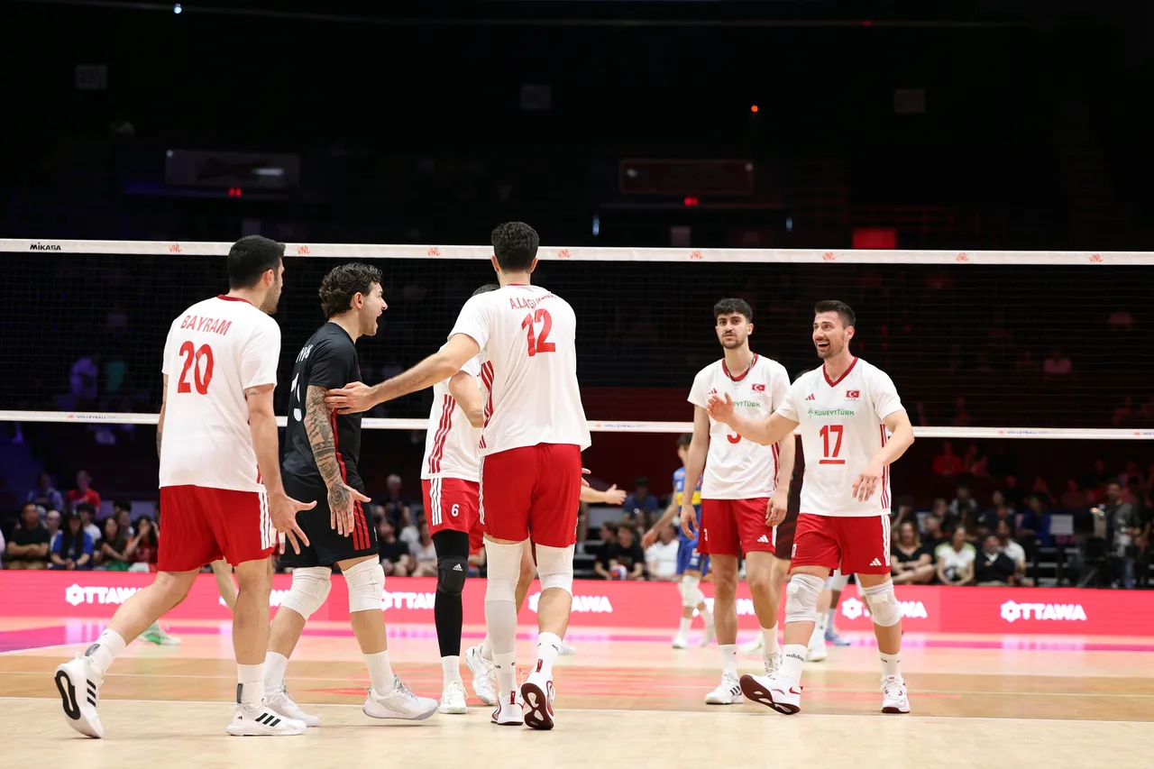Kanada-Türkiye voleybol maçı hangi kanalda, saat kaçta? Filenin Efeleri milli maç için hazır!