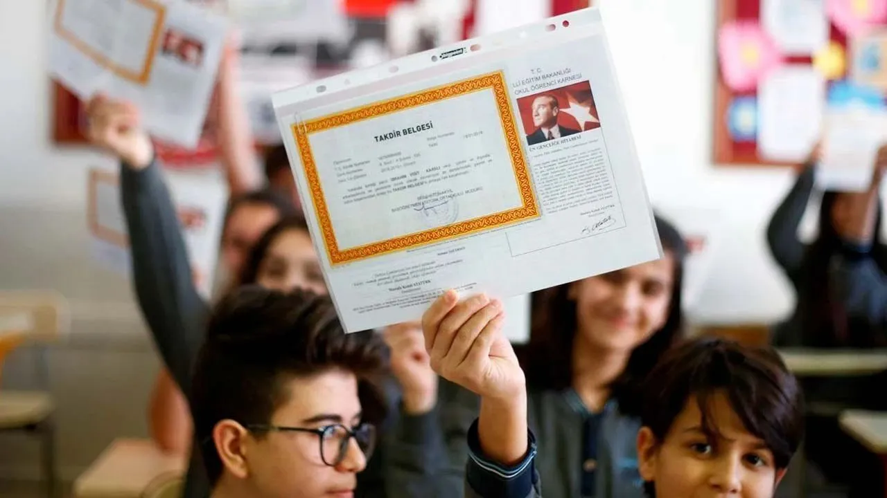 MEB 2026-2027 takvimi! Okullar ne zaman açılacak, yaz tatili ne zaman bitiyor?