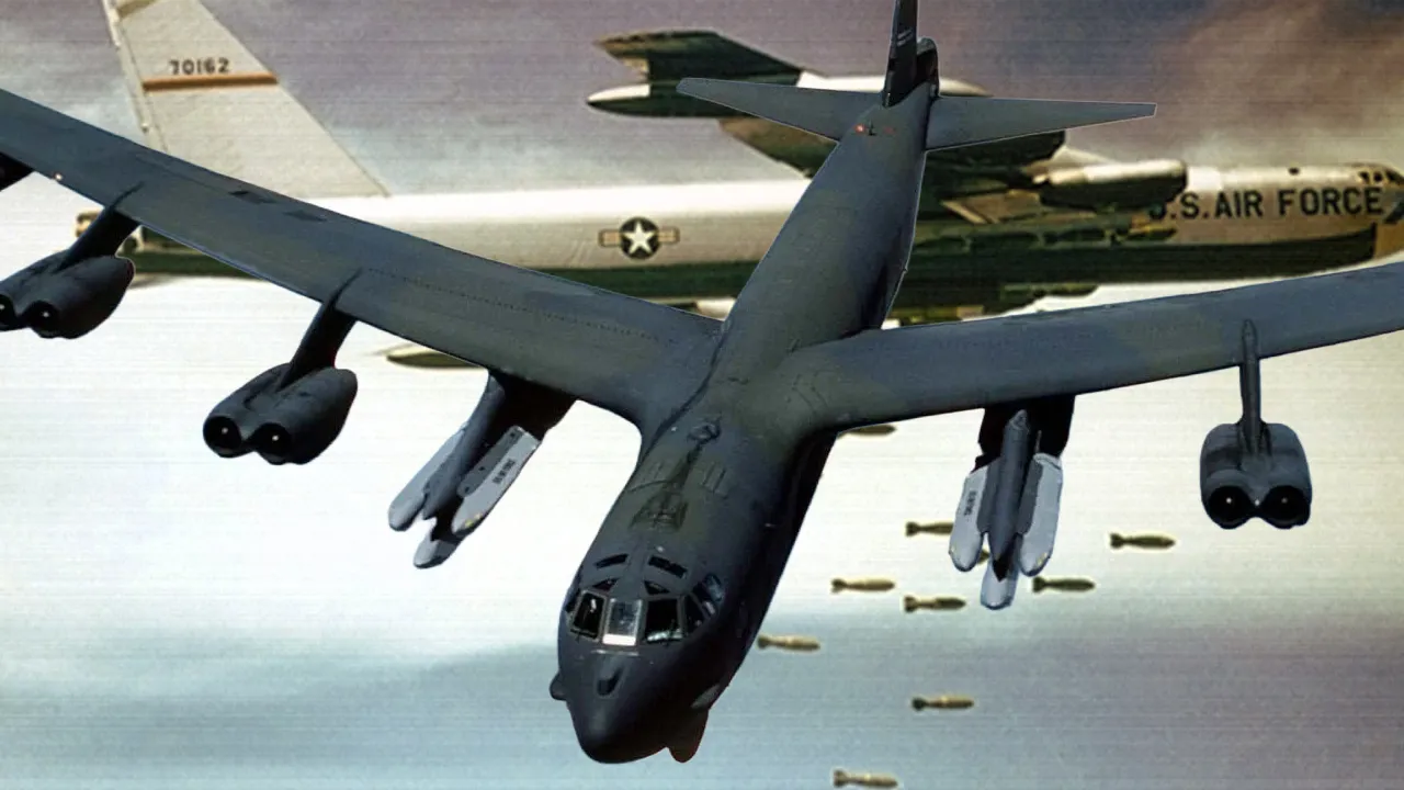 ABD’ye ait B-52 bombardıman uçağı düştü!