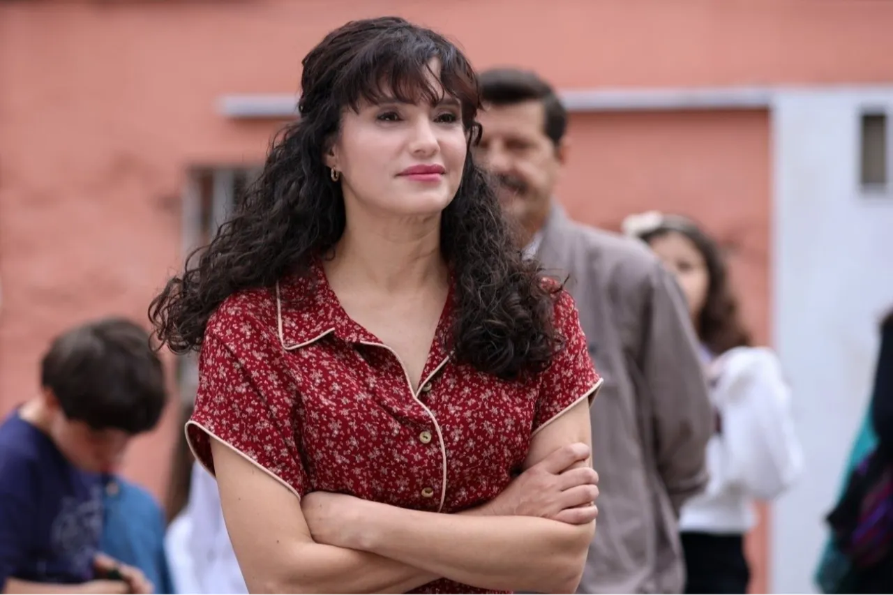 Nehir Erdoğan - Zehra Cankaya