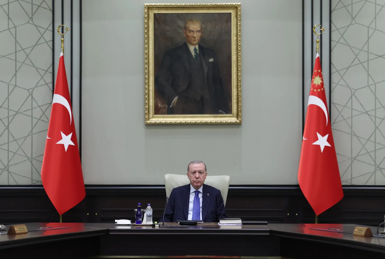 Kabine sonrası Cumhurbaşkanı Erdoğan'dan ABD-İran anlaşmasına dair açıklama: Savaş defteri kapandı