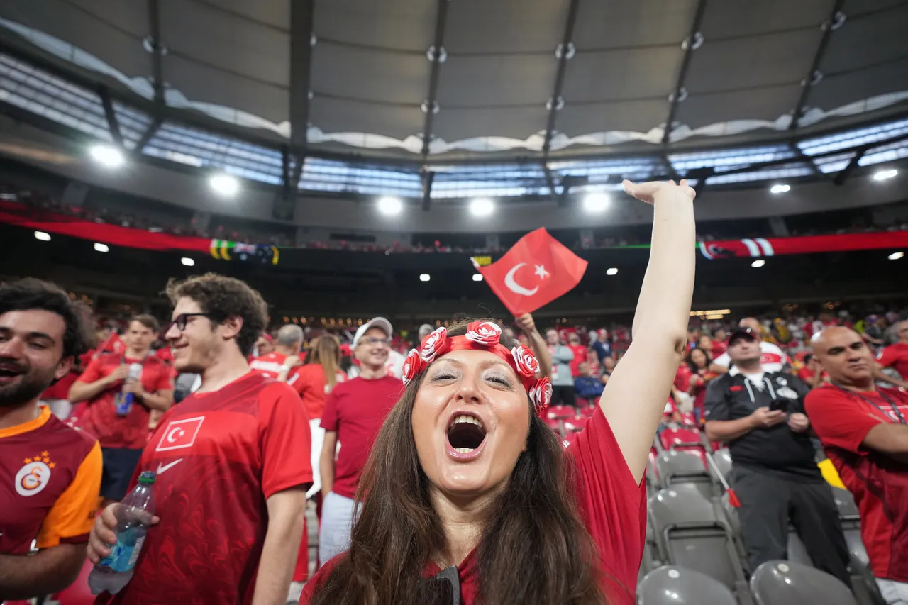 Lider bile çıkabiliriz! Enseyi karartmayalım önümüze bakalım