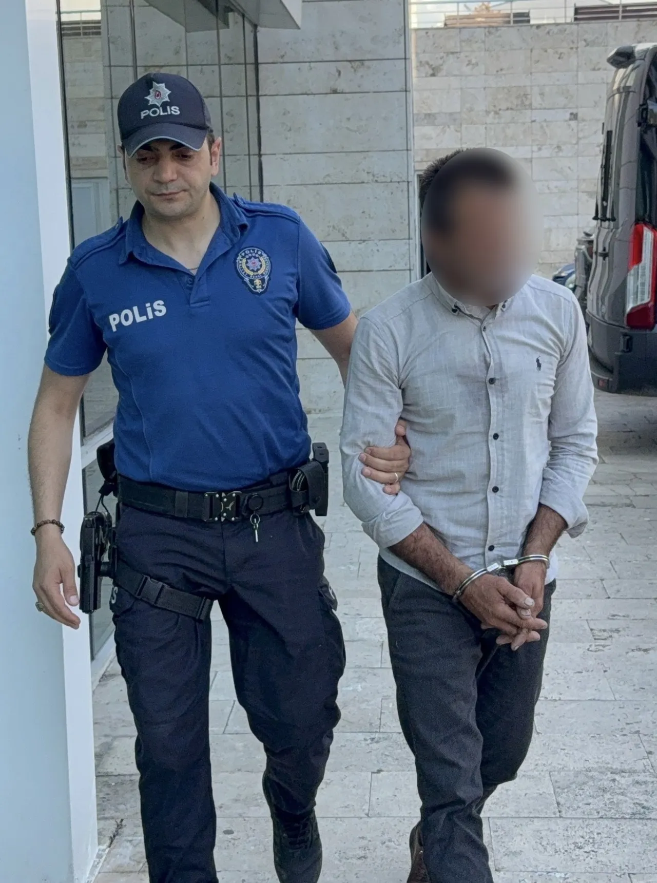 4 bin 500 liralık anlaşmazlıkta sıcak çaylı dehşet! Kabusu yaşattı