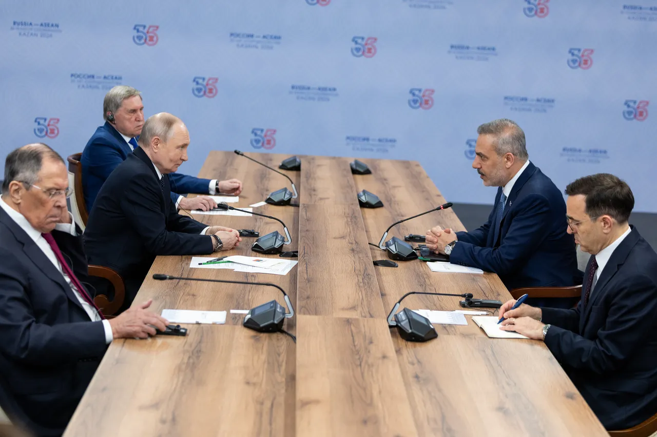 Ankara-Moskova hattında kritik görüşme! Fidan, Putin ile bir araya geldi