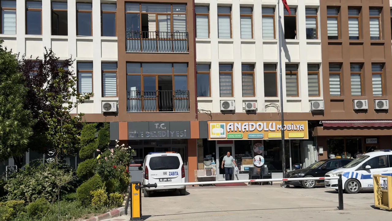 Cumhur İttifakı itiraz etmişti! Mahkemeden Zile için yürütmeyi durdurma kararı