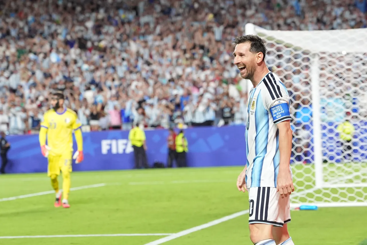 Dünya Kupası'na Messi damgası! Hat-trick yaptı, rekorları altüst etti