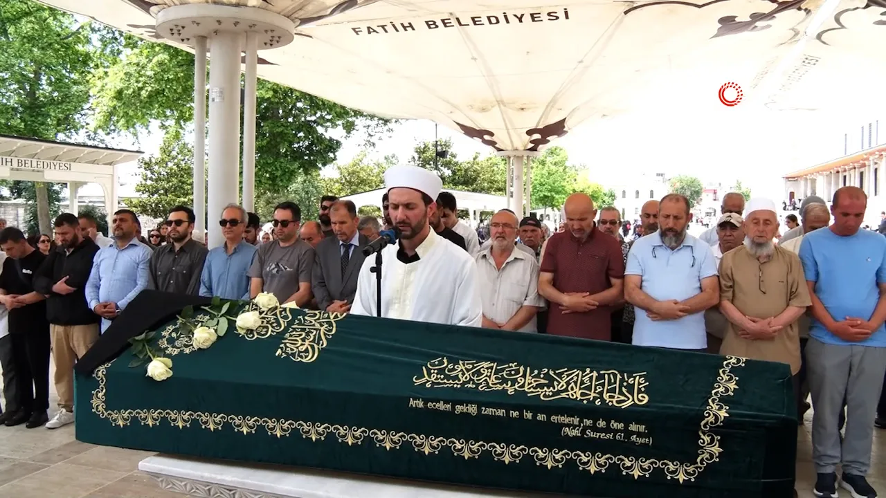 Evlat acısına dayanamadı! Panter Emel için duygusal tören