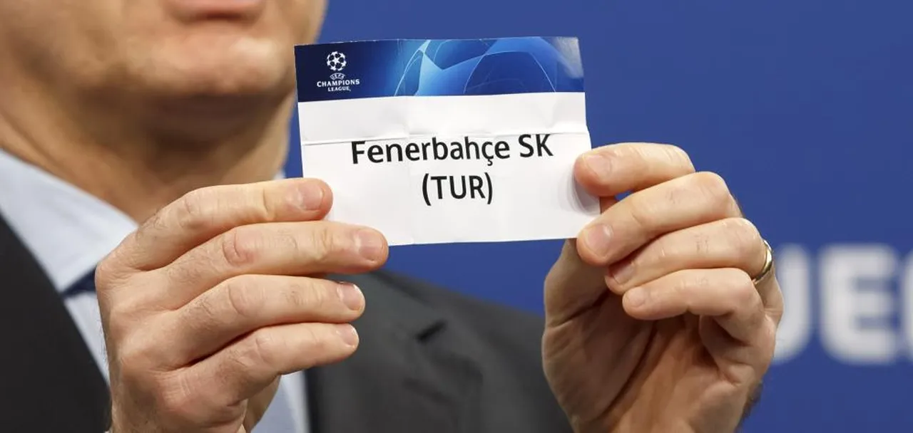 Fenerbahçe, Polonya takımlarıyla daha önce 4 maç yaptı. Sarı-lacivertliler, 70'li yıllarda Ruch Chorzow ile 2 farklı turnuvada eşleşti ve rakibine karşı 1 galibiyet, 3 mağlubiyet aldı.
