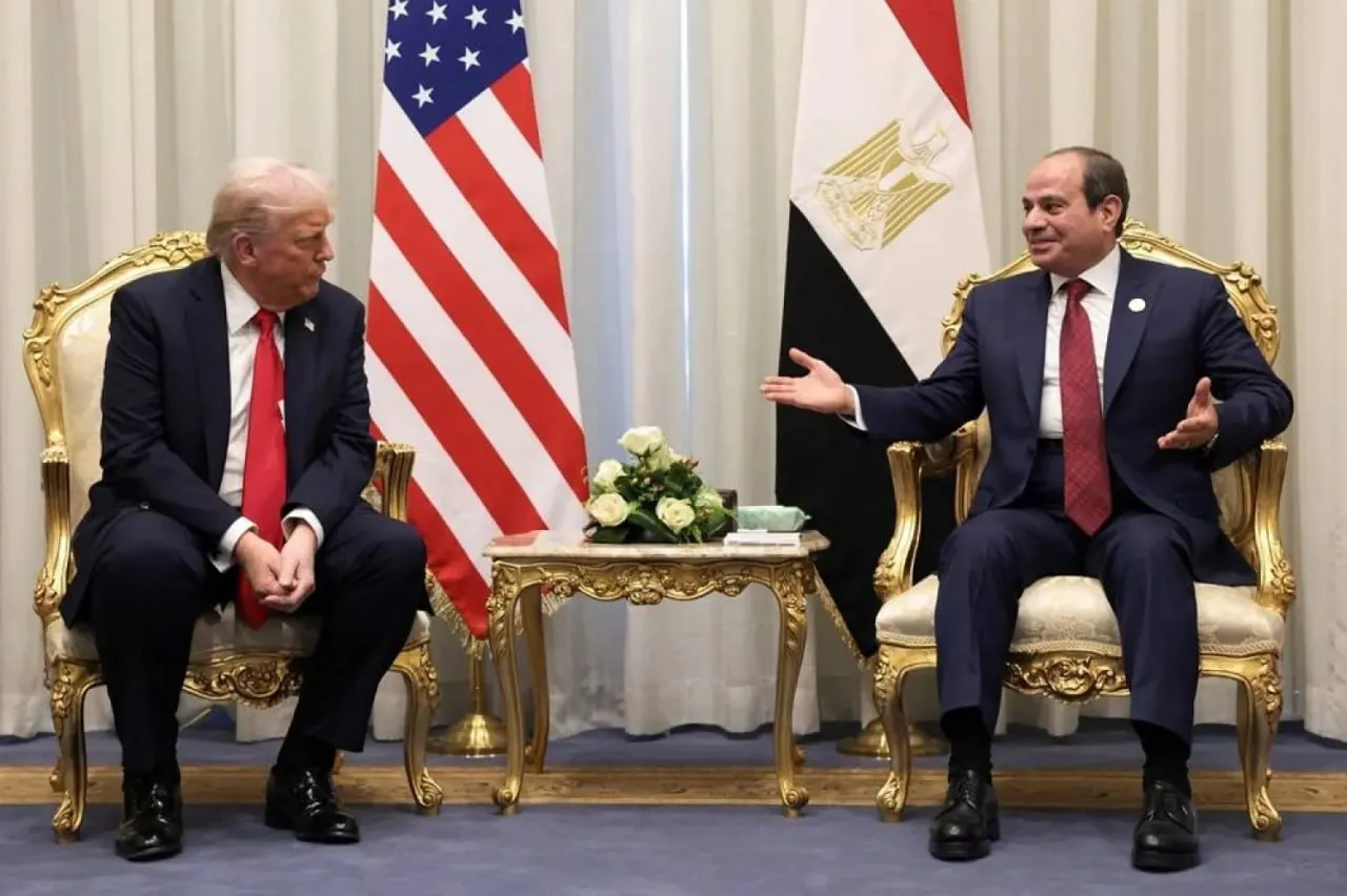 Trump İran anlaşması hakkında o detaya dikkat çekti! "Metni beğenmezsem füzeyi yerler"