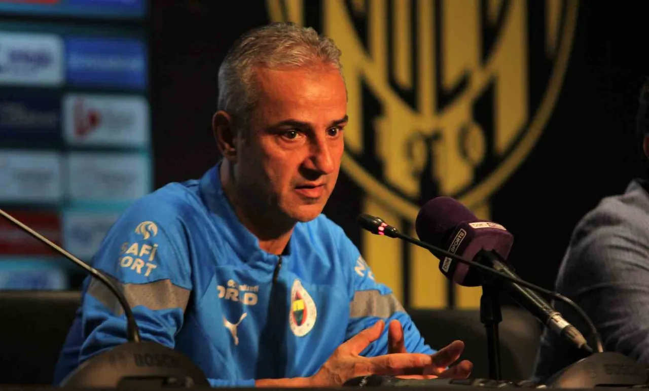 İsmail Kartal, 4'üncü defa Fenerbahçe'nin teknik patronu oldu.