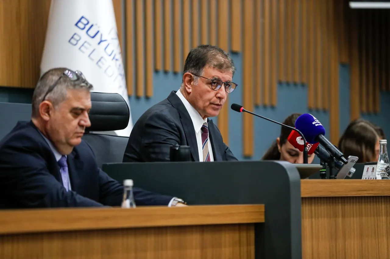 İzmir'de 23 yıllık CHP dönemi bitti! Cemil Tugay, istifa etti