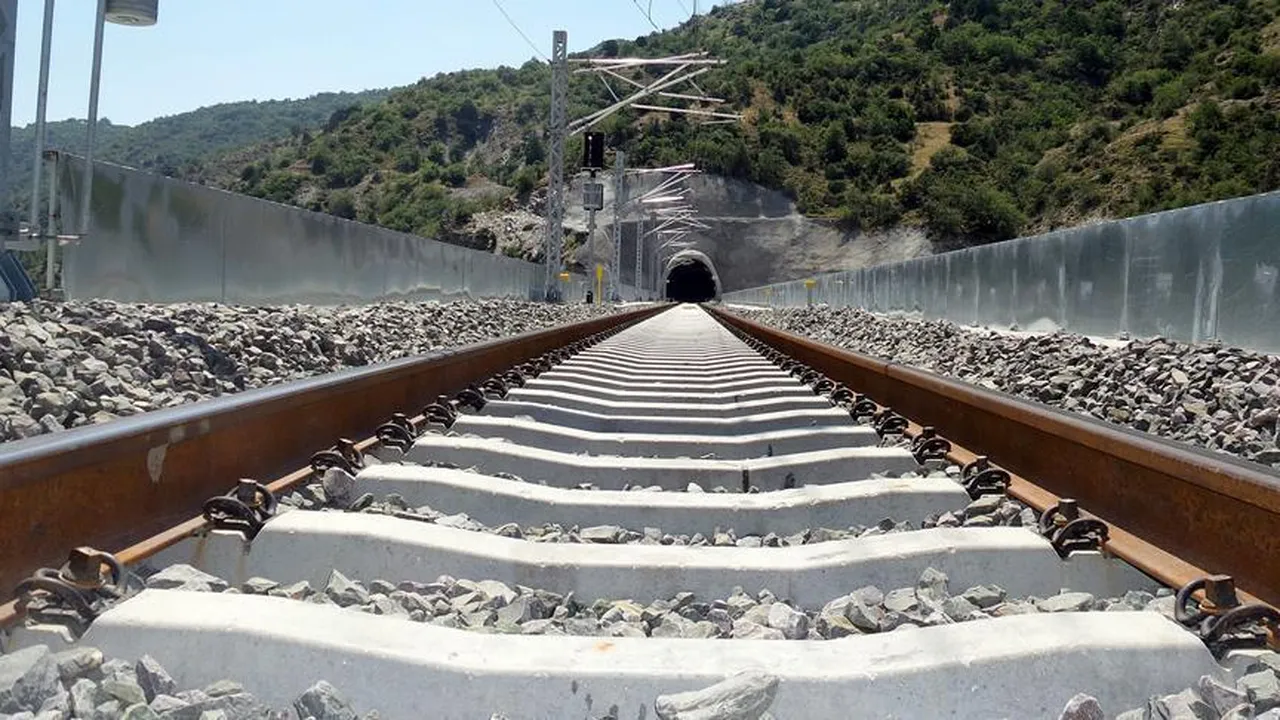 TCDD tarih vererek uyardı! Demiryolu hattında ilaçlama yapılacak: Alanlara yaklaşmayın