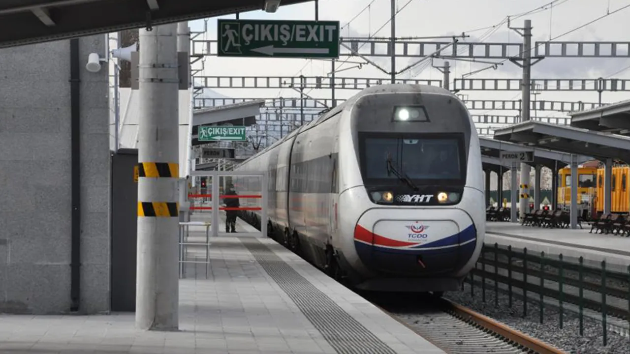 TCDD tarih vererek uyardı! Demiryolu hattında ilaçlama yapılacak: Alanlara yaklaşmayın
