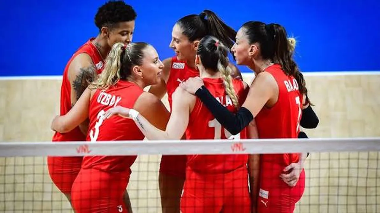 Türkiye-Fransa voleybol maçı canlı yayın hangi kanalda, saat kaçta? Filenin Sultanları VNL Milletler Ligi karşılaşması