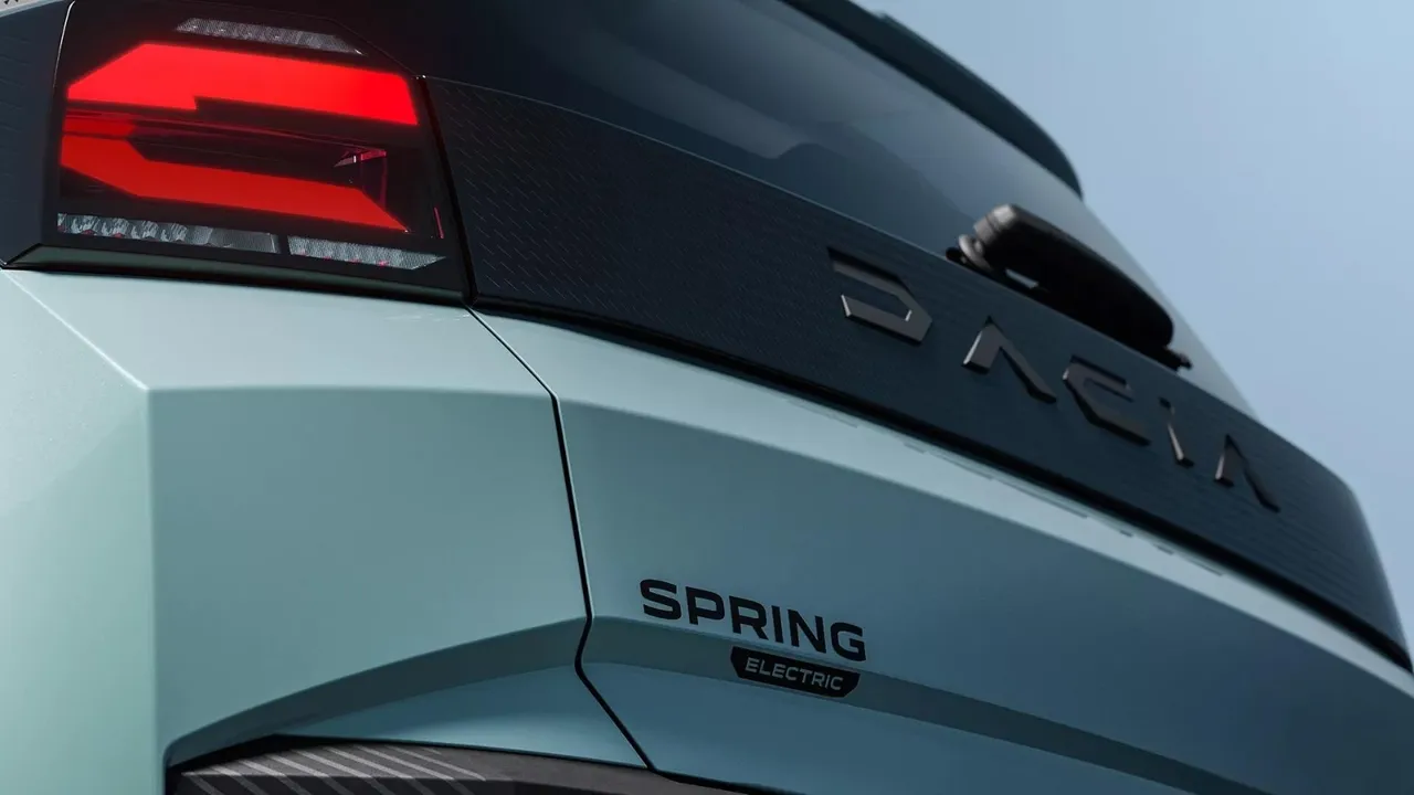 Fiyatı 1 milyon TL'nin altında... Dacia’dan yeni ucuz elektrikli: Spring yenilenerek dönüyor