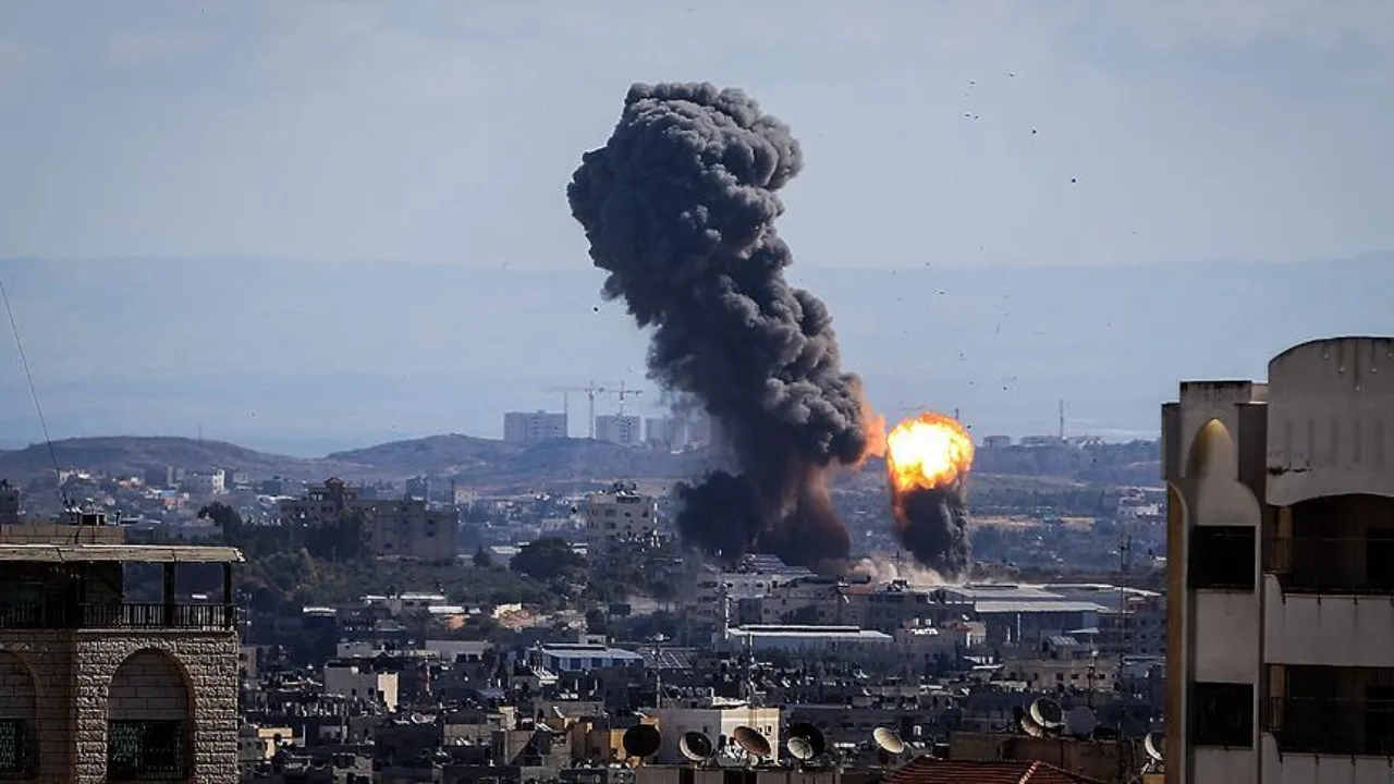 Lübnan'ın güneyinde kanlı çatışma! 4 İsrail askeri öldürüldü, Tel Aviv'den tehdit yağmuru: Lübnan kül olmalı