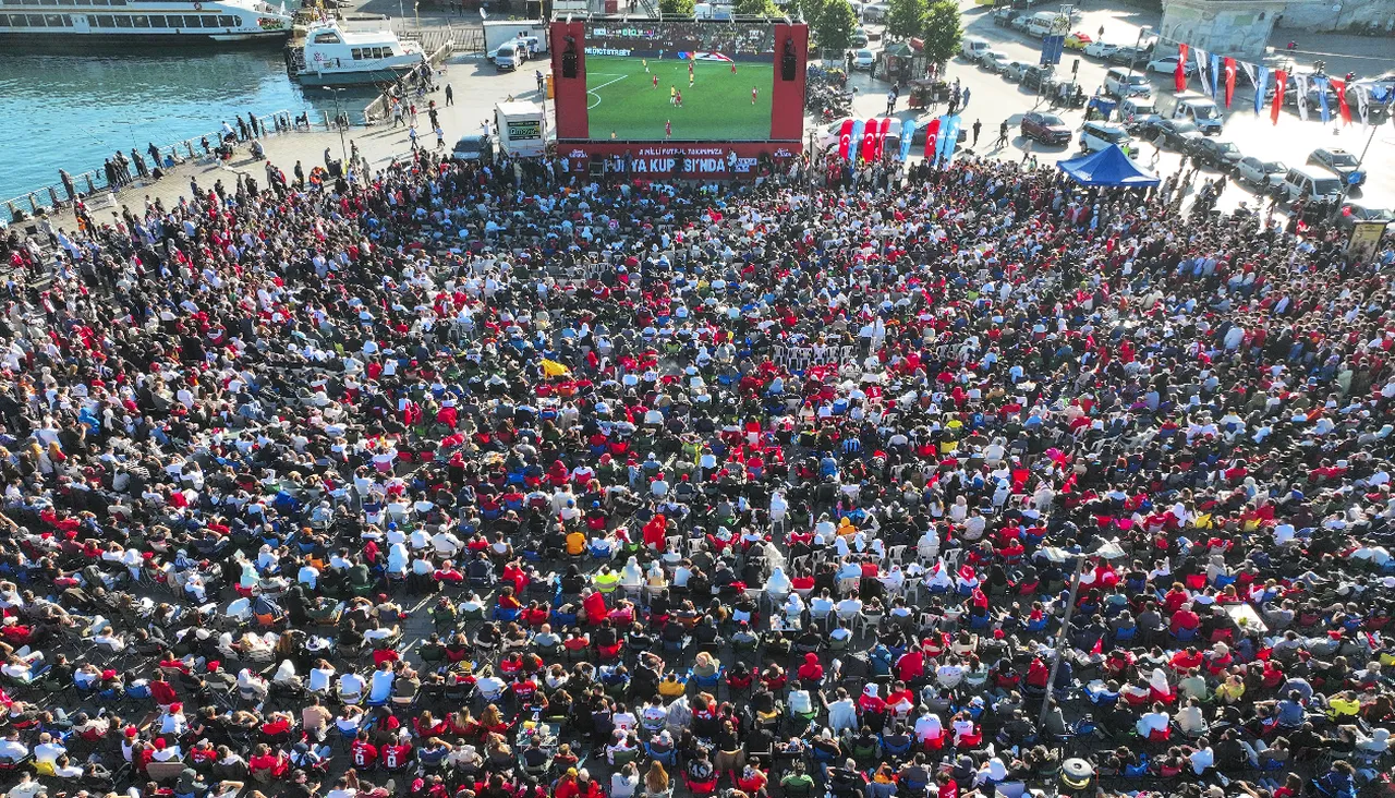 Meydanlarda maç yayını iptal! 81 ile gönderilen talimat sonrası ilk adımlar