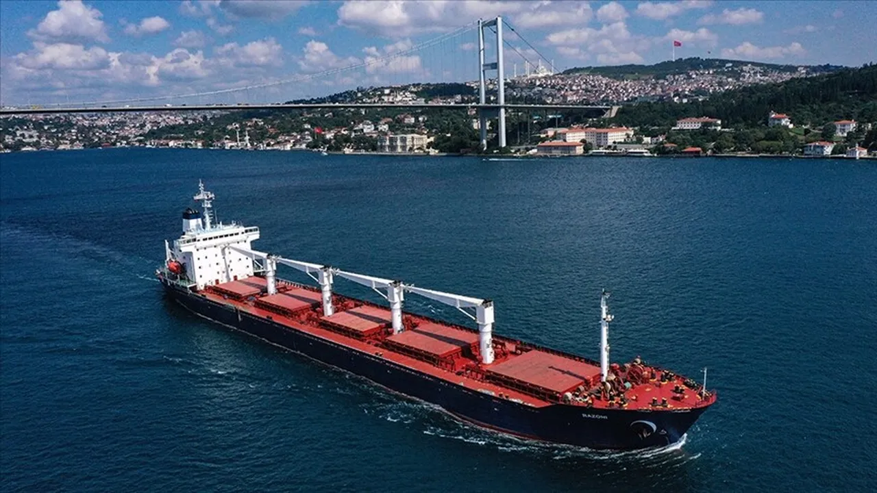 Türkiye Boğazlarının geçiş ücreti artıyor! İşte yabancı gemilerin ödeyeceği miktar