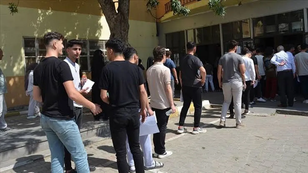 YKS sınav giriş belgesi siyah beyaz olur mu, renkli olmak zorunda mı? 2026 YKS sınavına geri sayım!
