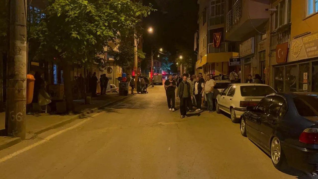 Bursa'da yürekler ağza geldi! Patlamayı duyan sokağa döküldü
