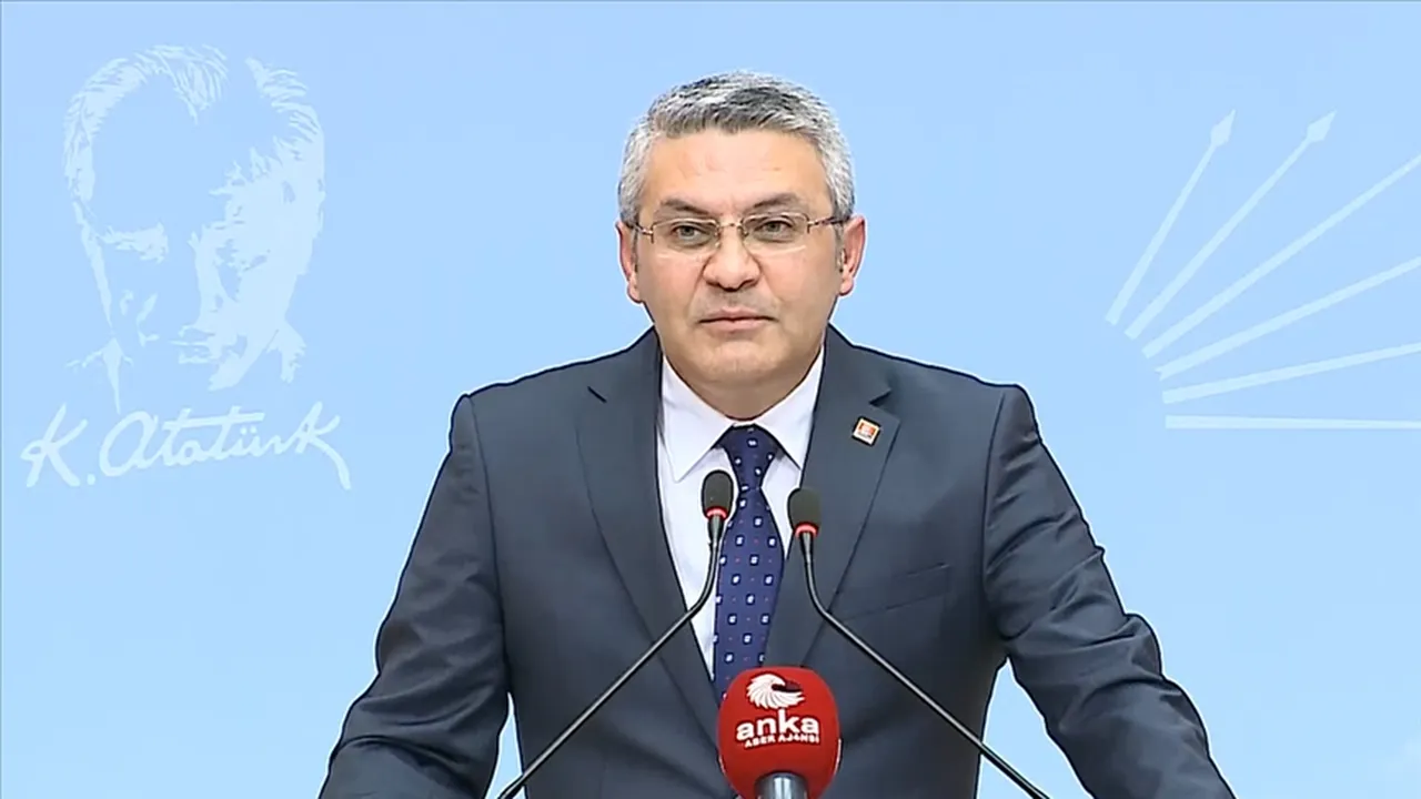 CHP İstanbul Milletvekili Oğuz Kaan Salıcı