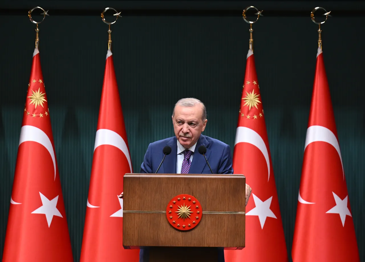 Cumhurbaşkanı Erdoğan'dan CHP'ye 'terörsüz Türkiye' ikazı: Dikkatimizi dağıtmayın