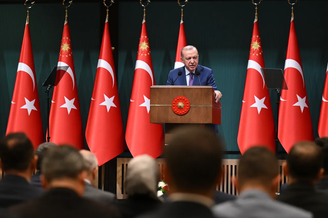 Cumhurbaşkanı Erdoğan'dan CHP'ye 'terörsüz Türkiye' ikazı: Dikkatimizi dağıtmayın