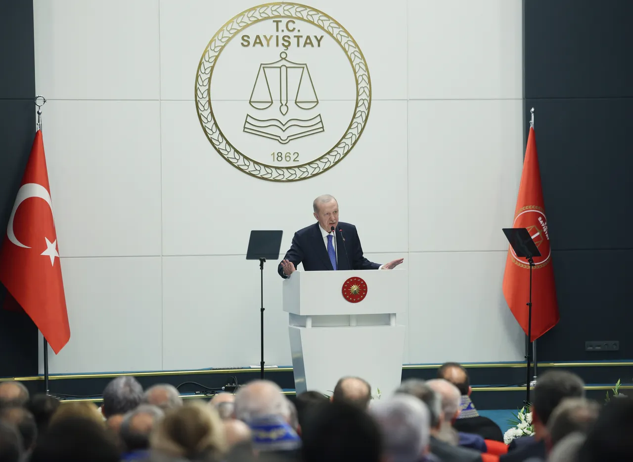 Cumhurbaşkanı’ndan ‘kamu malı’ resti! Hiçbiri şahsi cüzdanı gibi kullanamaz