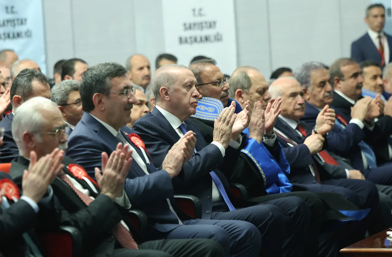 Cumhurbaşkanı’ndan ‘kamu malı’ resti! Hiçbiri şahsi cüzdanı gibi kullanamaz
