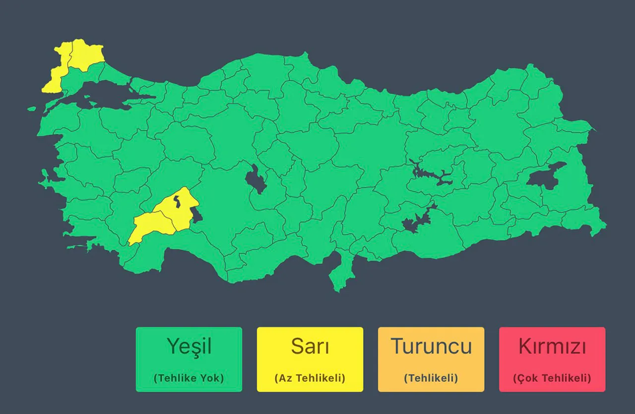 İçişleri Bakanlığı'ndan 4 il için sarı kodlu uyarı! Sel, su baskını, yıldırım, dolu hepsi birden gelecek