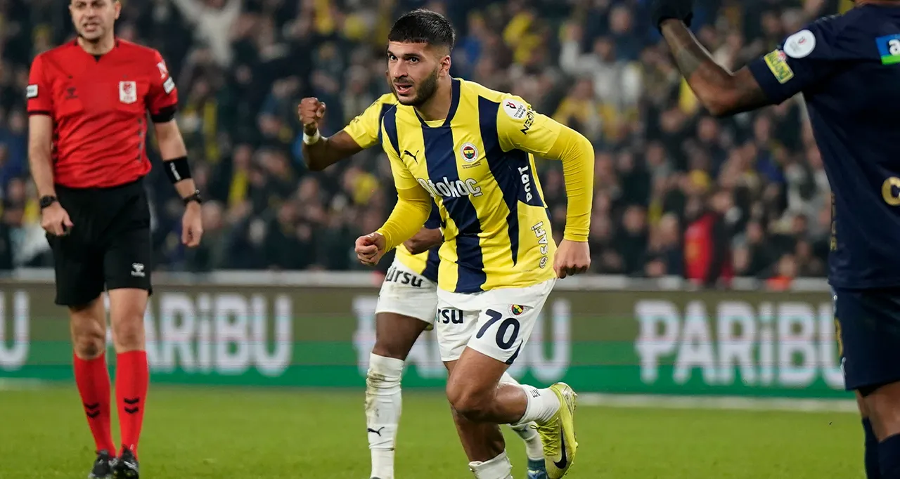 Fenerbahçe'de geçtiğimiz sezon 39 maçta süre bulan Oğuz Aydın, 4 asist yaptı.