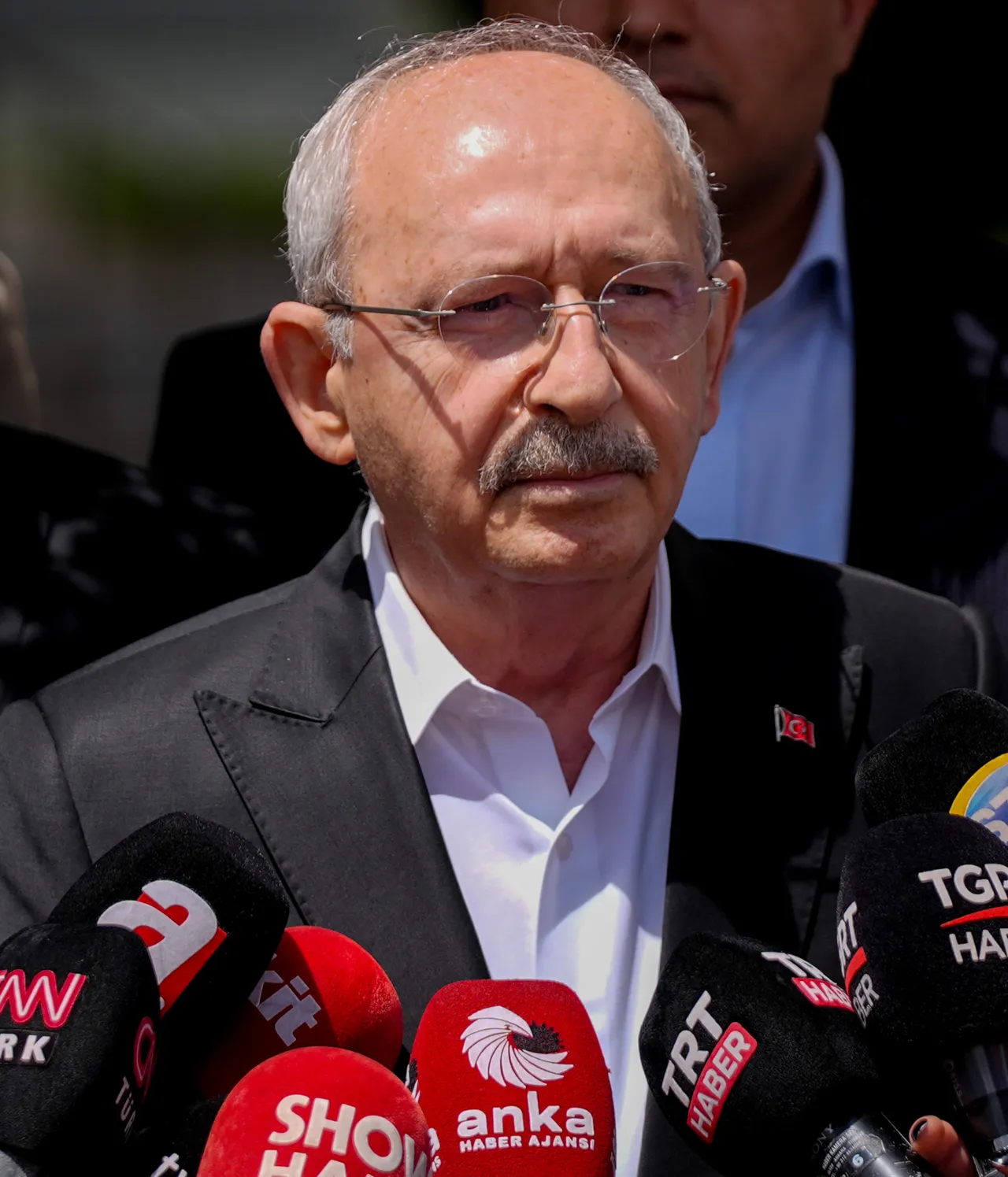 Yeni kurultay da yargıya gidebilir! Tedbir kararı tartışmaları dinmiyor