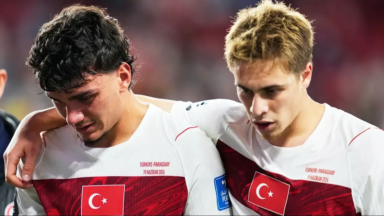 FIFA ağız kapatarak konuşma kuralına dair video yayınlandı! Türkiye-Paraguay maçında kırmızı kart verilmişti