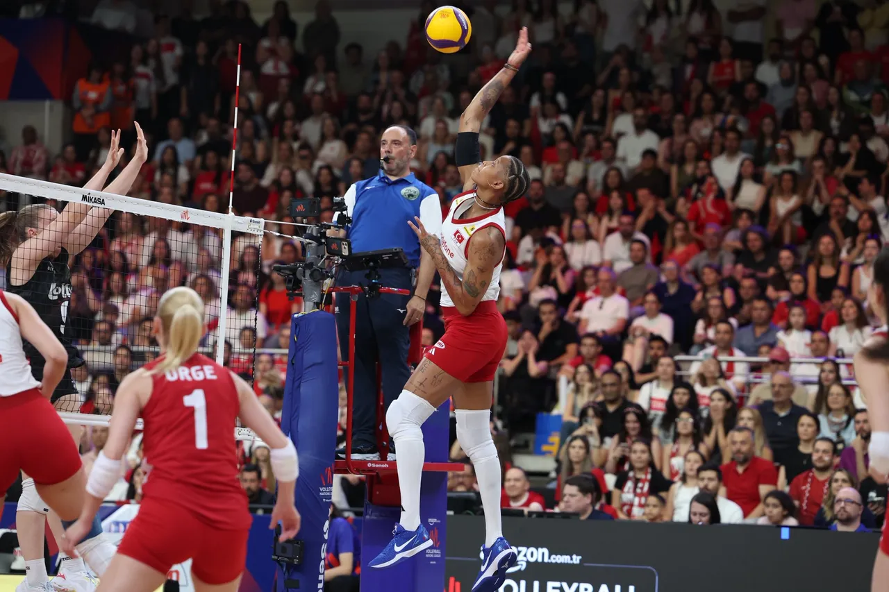 Filenin Sultanları Türkiye-Almanya voleybol maçı hangi kanalda, canlı yayın nerede izlenir?