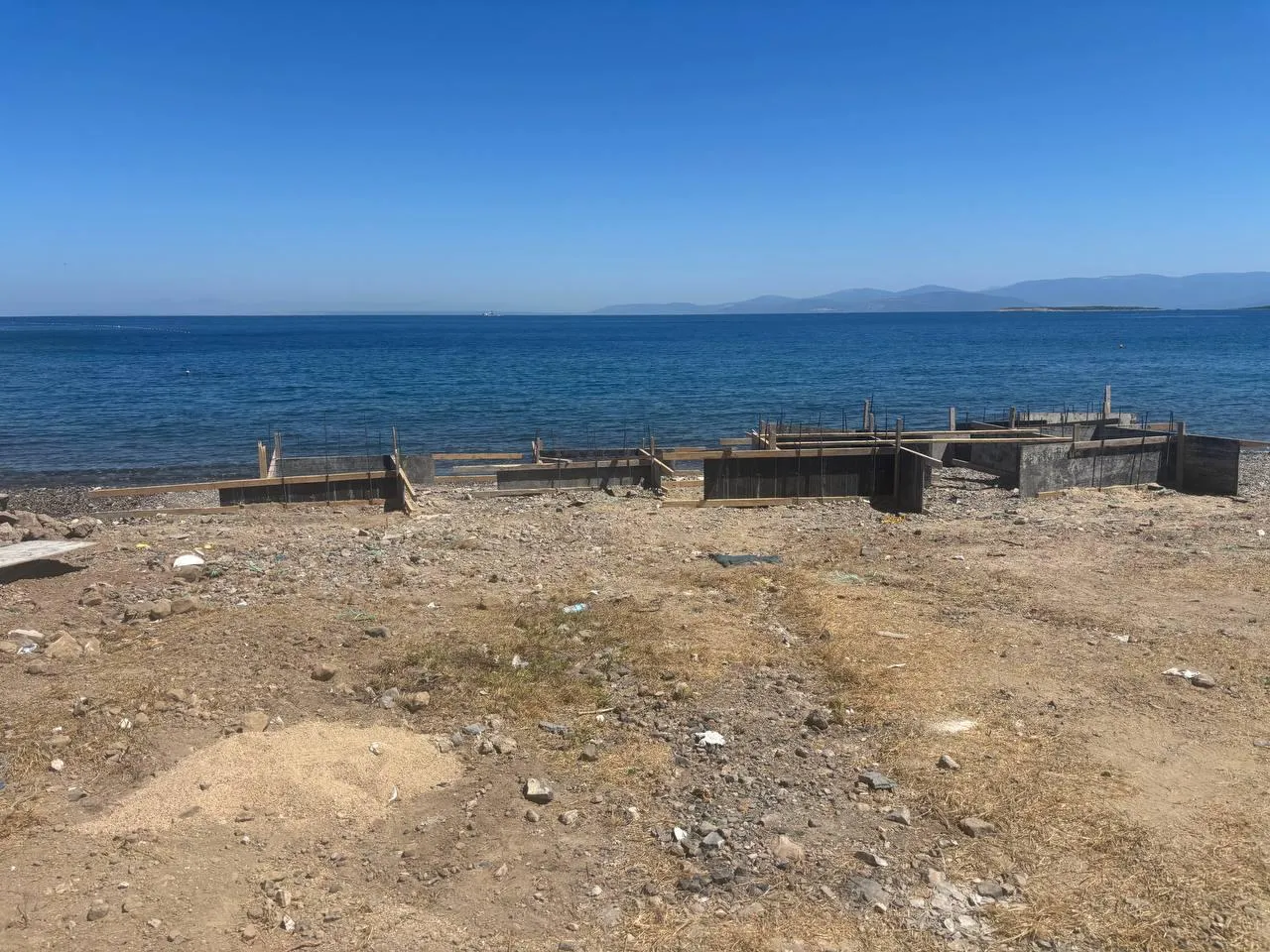 Sahile beton döken firmaya para cezası!