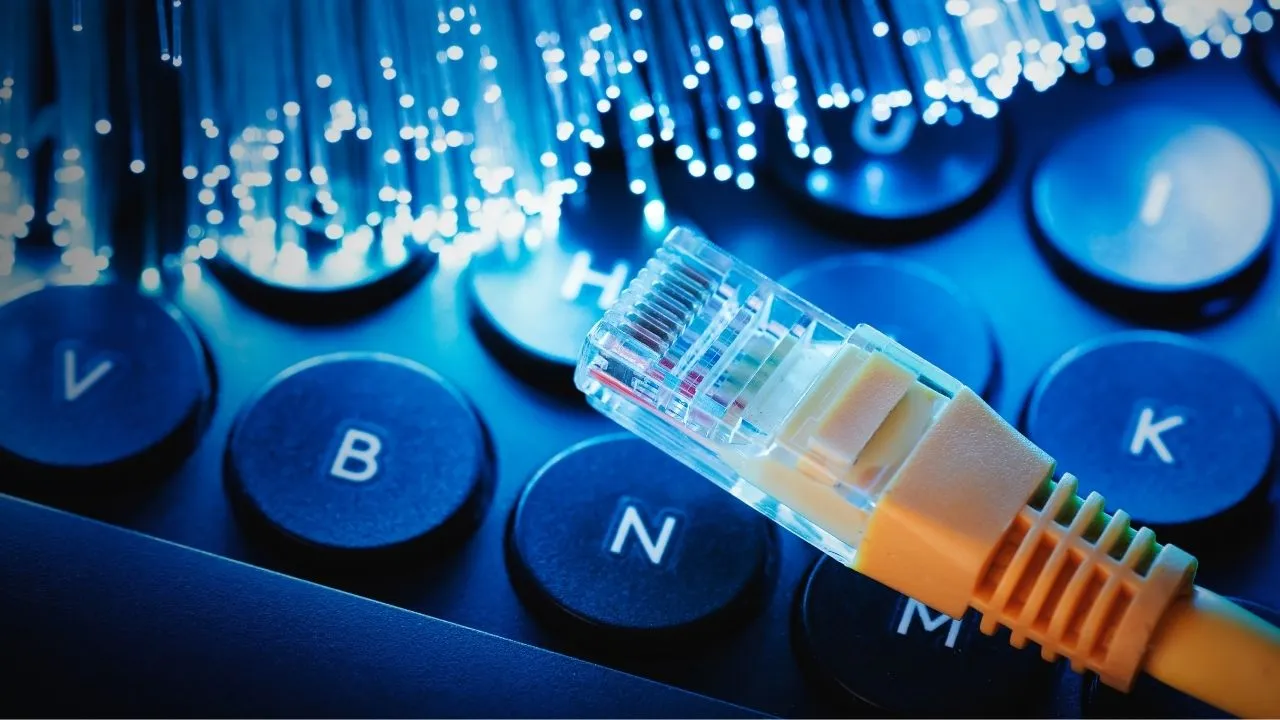 TurkNet abonelik fiyatlarına zam geldi: Fiber ve GigaFiber fiyatları ne kadar oldu?