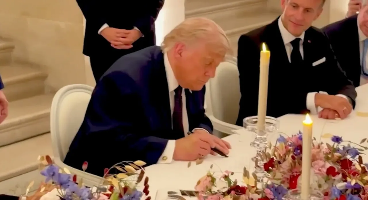 Versay Sarayında yazıcı krizi! Zamana karşı yarış: Trumpın tarihi imzasının perde arkası ortaya çıktı