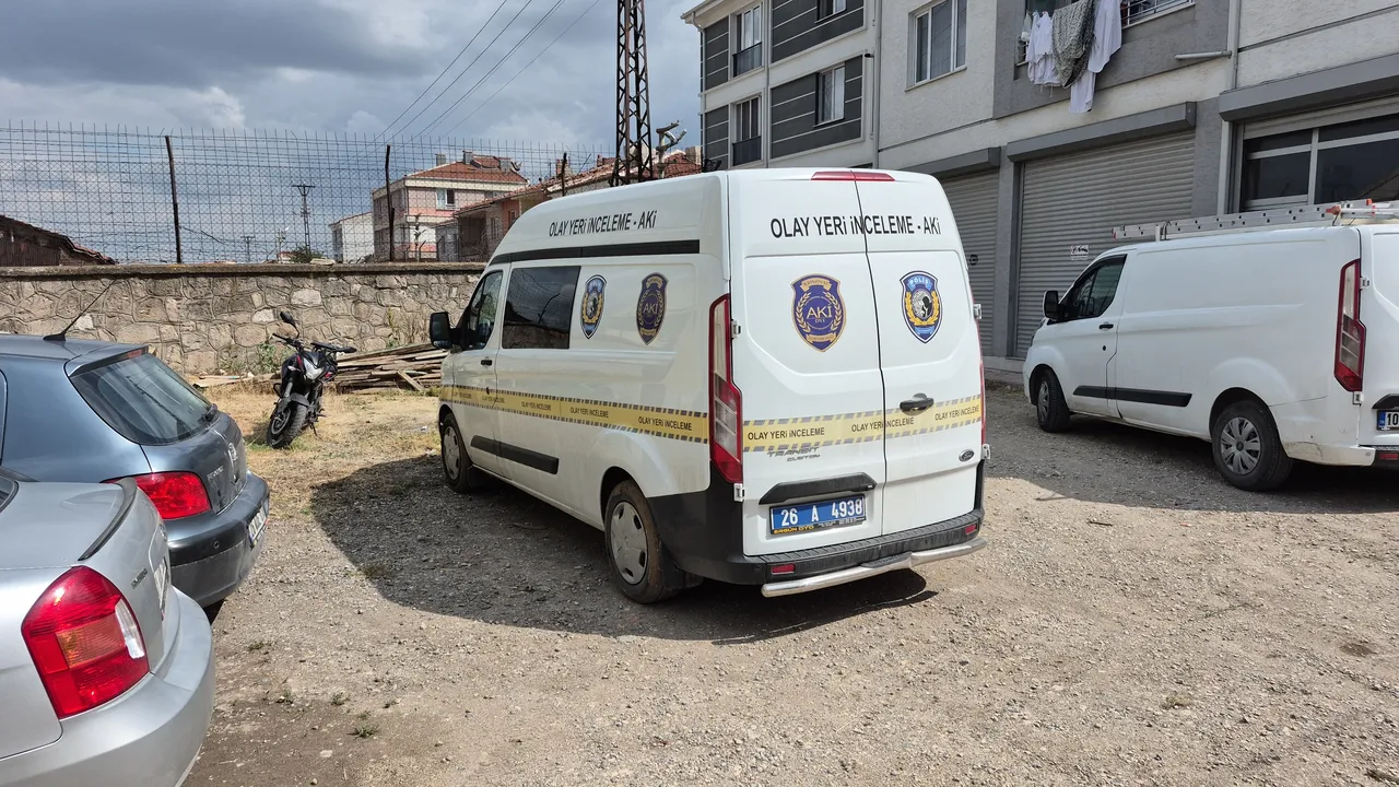 Alacak verecek kavgasında dehşet! 17 yaşındaki şüpheli yakalandı