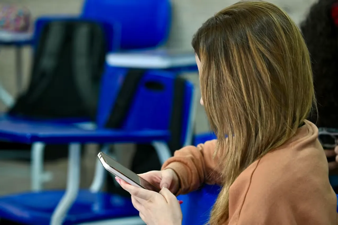Brezilya’da milyonlarca telefona uzaylı saldırısı geliyor mesajı gitti!