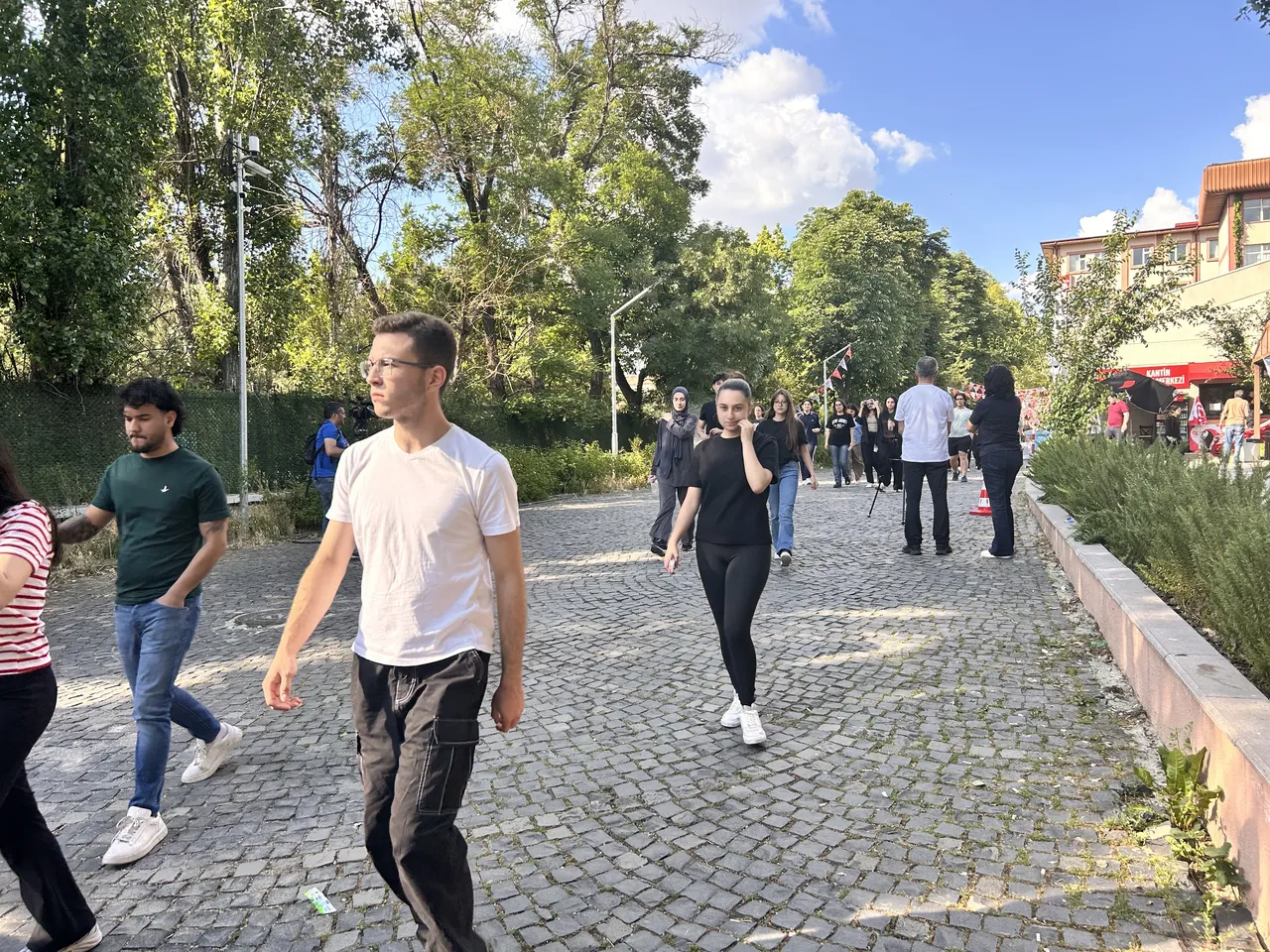 ÖSYM devreye girdi! YKS’yi dakikalarla kaçıranların görüntüleri mercek altında