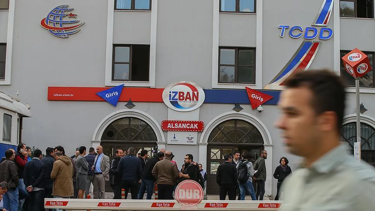 1 Temmuz’da başlıyor! İZBAN’da yeniden 'Butonlu Kapı' dönemi aktif olacak