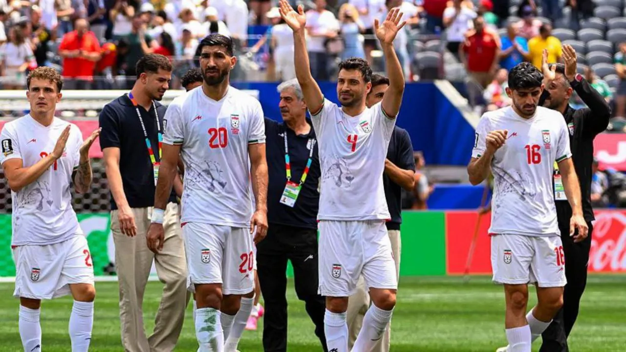 2026 Dünya Kupası'na damga vurdu! İran Milli Takımı soyunma odasında ABD'ye not bıraktı